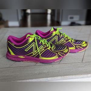 New Balance Running Shoes 🎇 Glow In The Dark (Size 8)